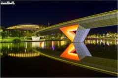 Torrens River Footbridge, Adelaide Convention Centre and the Adelaide Oval